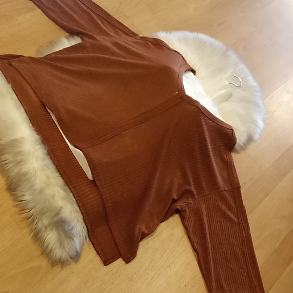 Very J Rust High Low Knit Top - Picture 9 of 12